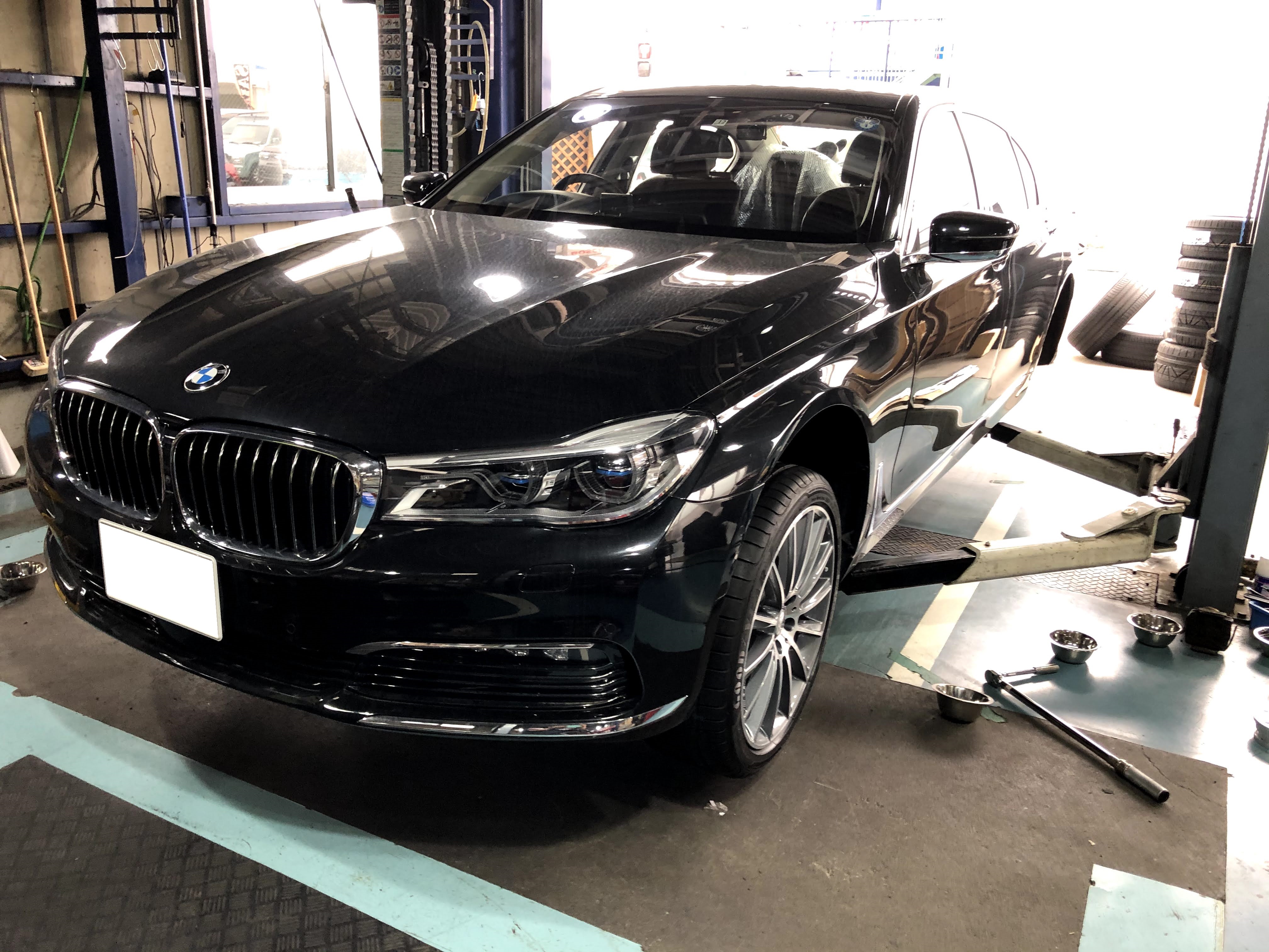 BMW 7シリーズ 持ち込み タイヤ交換