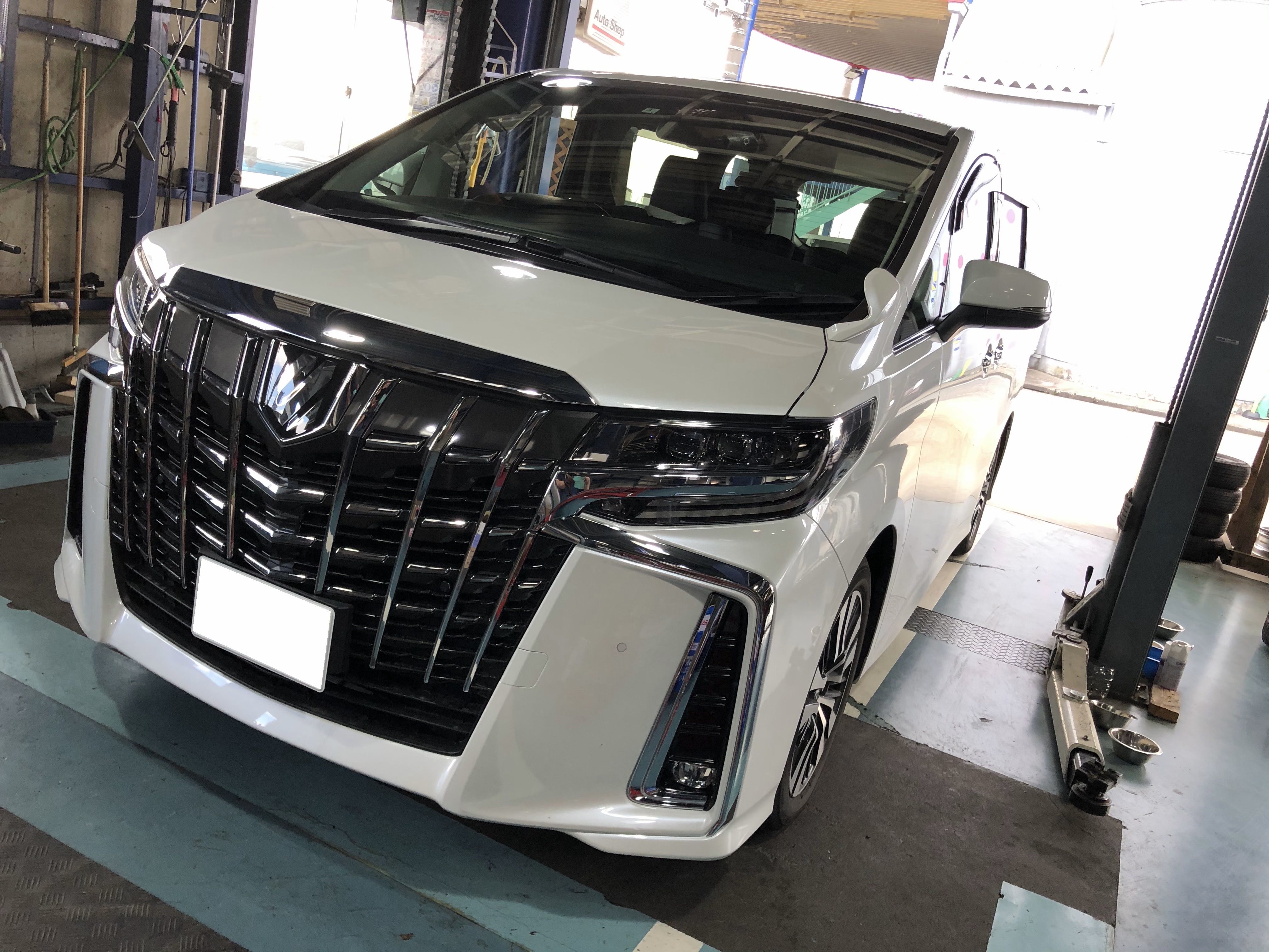 アルファード 持ち込み タイヤ交換
