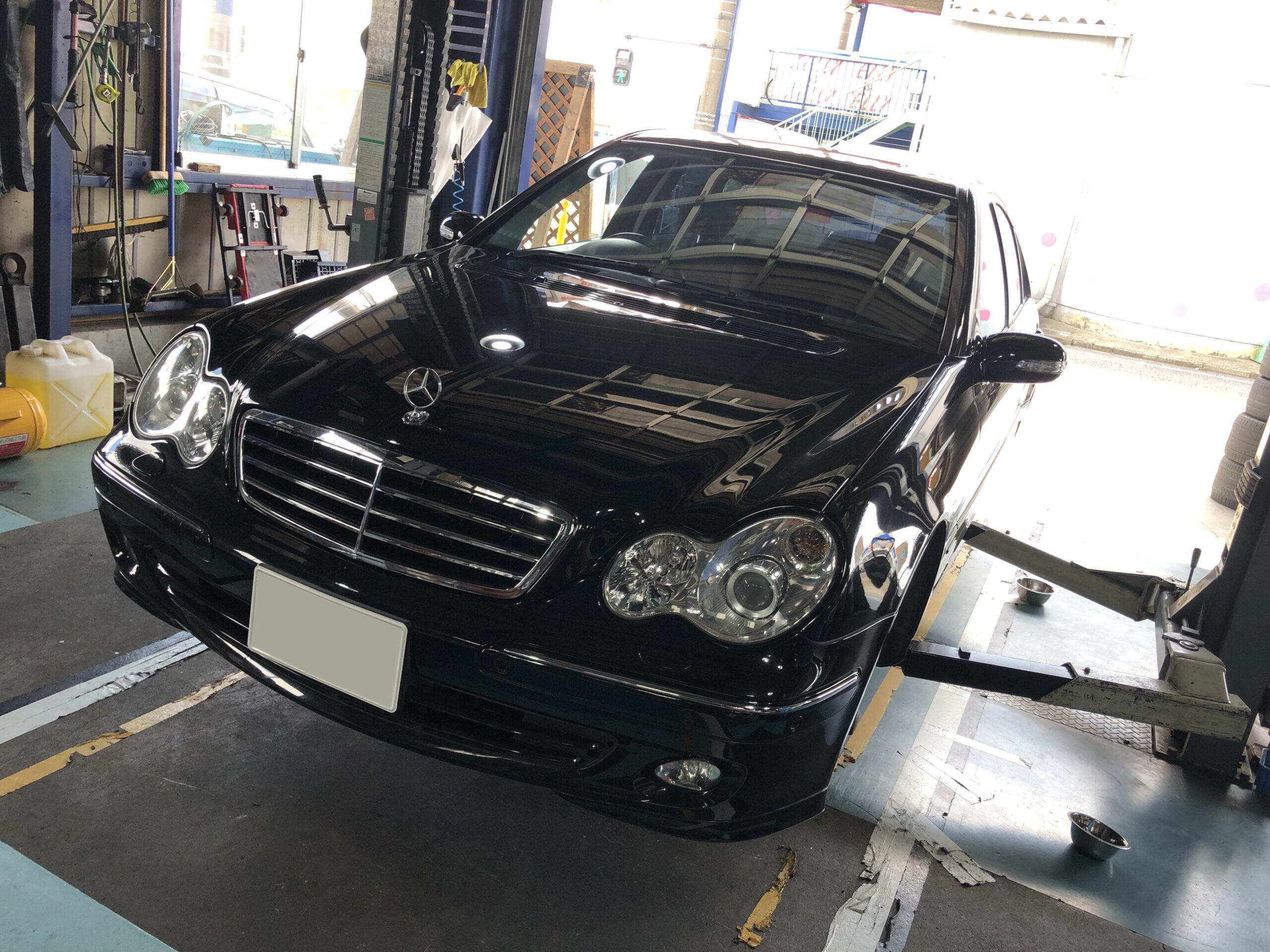 持ち込みタイヤ交換 メルセデスベンツ Cクラス W203
