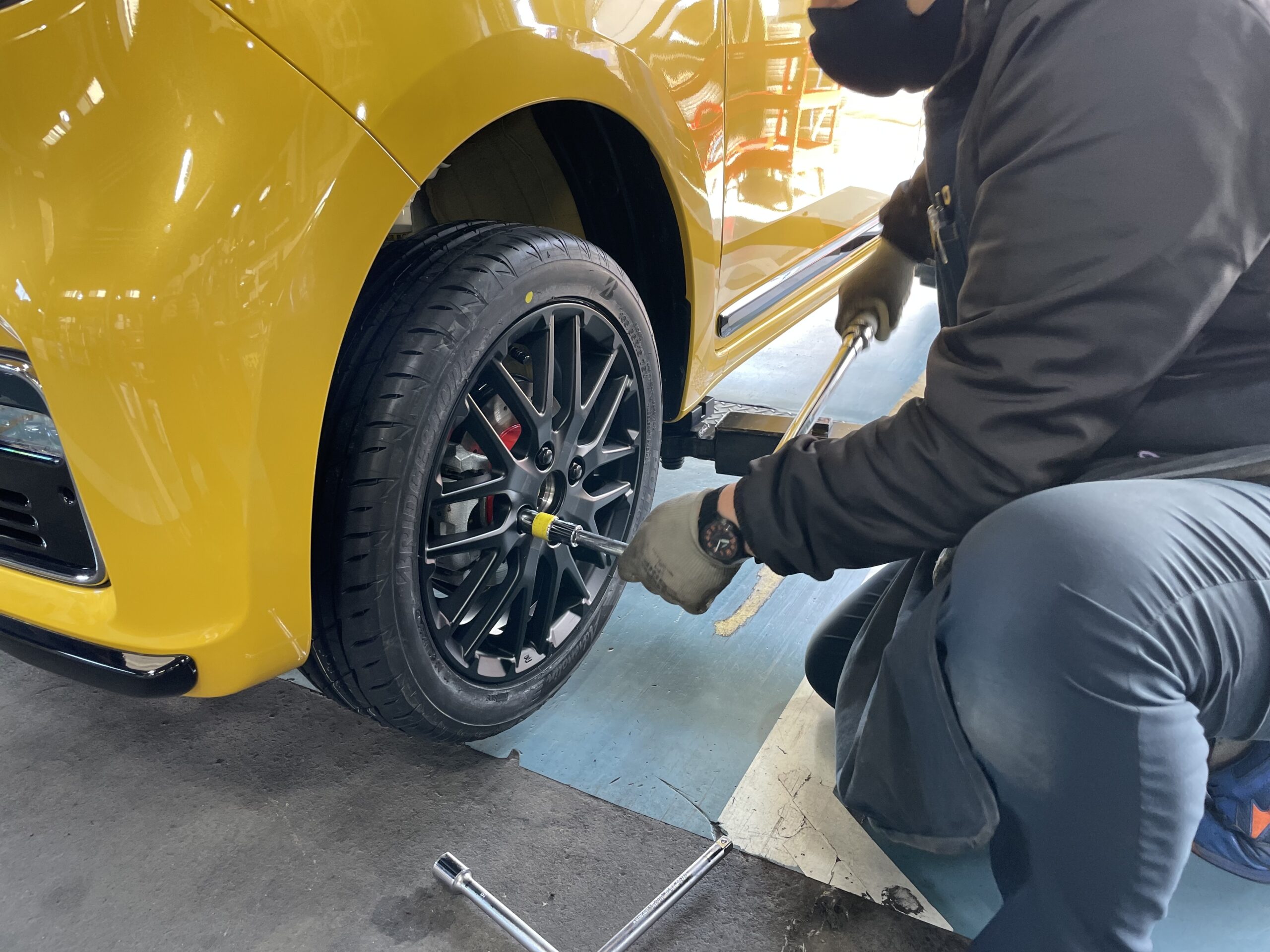 直送 持ち込み タイヤ交換 タイヤ保管 ホンダ N-ONE RS