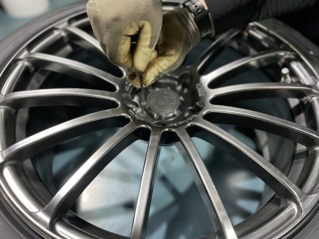 直送 持ち込み タイヤ交換 タイヤ保管 日産 フーガハイブリッド 19インチ