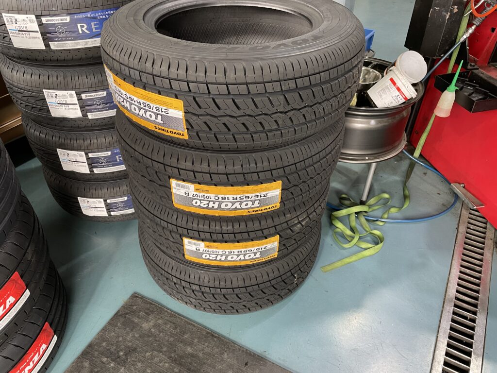 直送 持ち込み タイヤ交換 タイヤ保管 トヨタ ハイエース