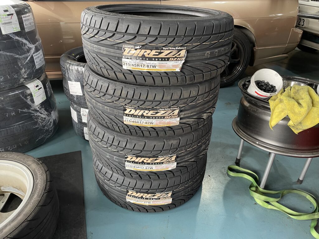 直送 持ち込み タイヤ交換 タイヤ保管 トヨタ プリウス