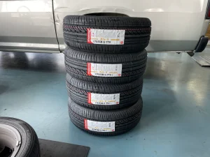 直送 持ち込み タイヤ交換 トヨタ タンク