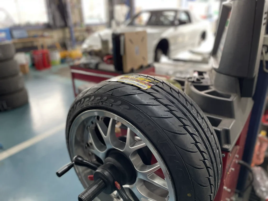 日産 180SX タイヤ交換