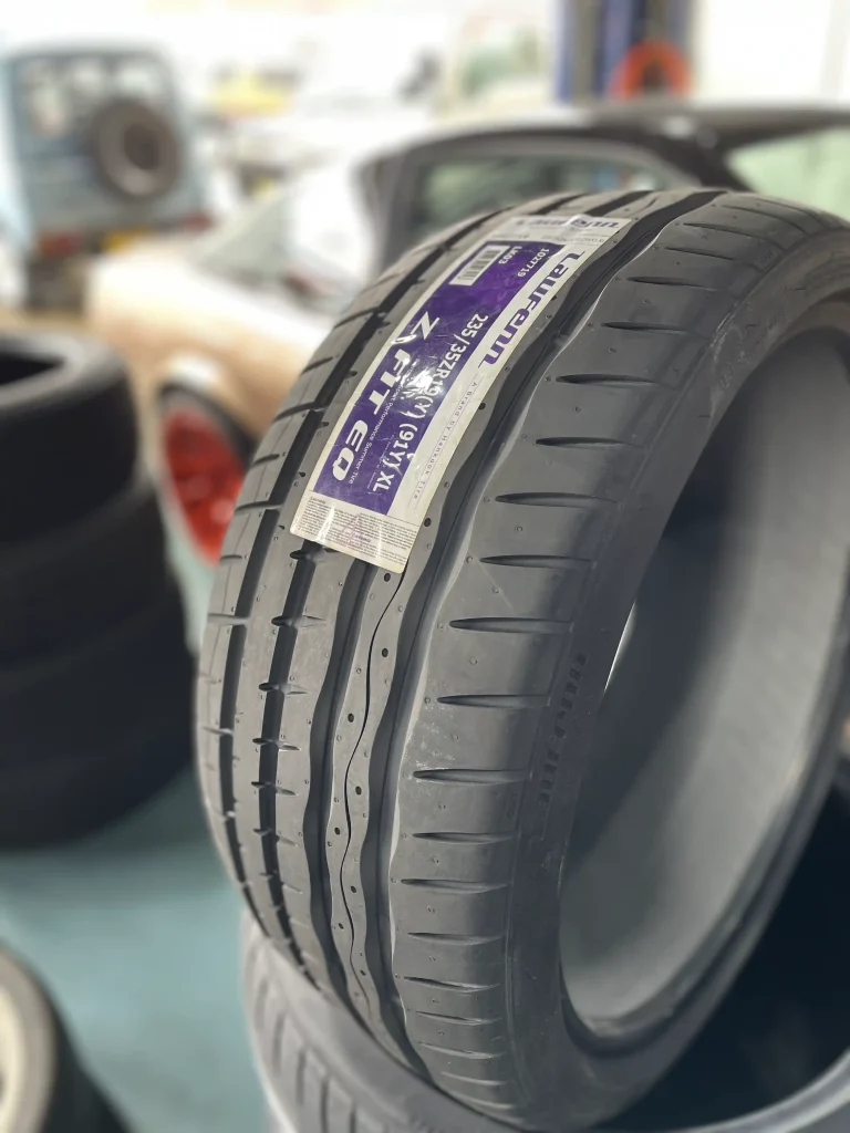 直送・持ち込みタイヤ交換 工賃事例 ホンダ ジェイド