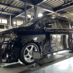 トヨタ VOXY アライメント測定調整